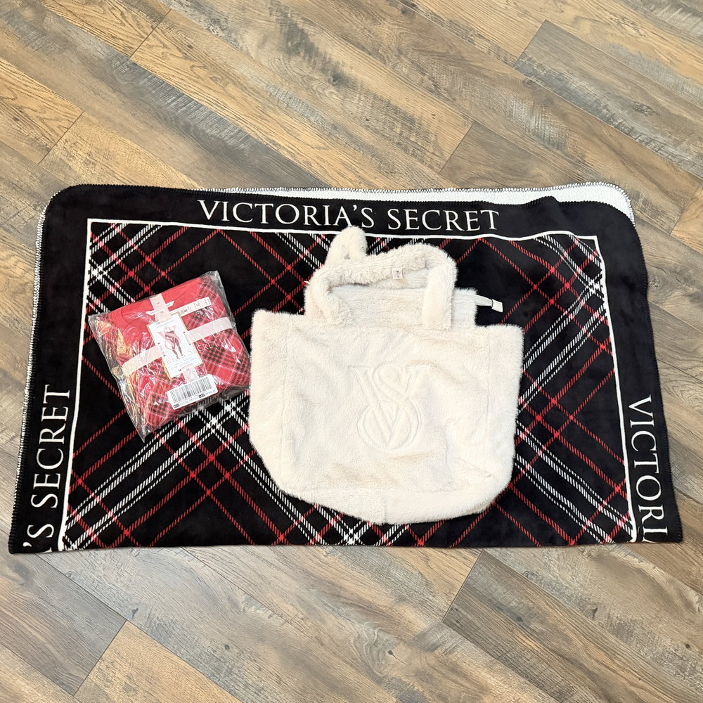 Victoria’s Secret bundle thermal pajama set medium + VS fleece tote + blanket